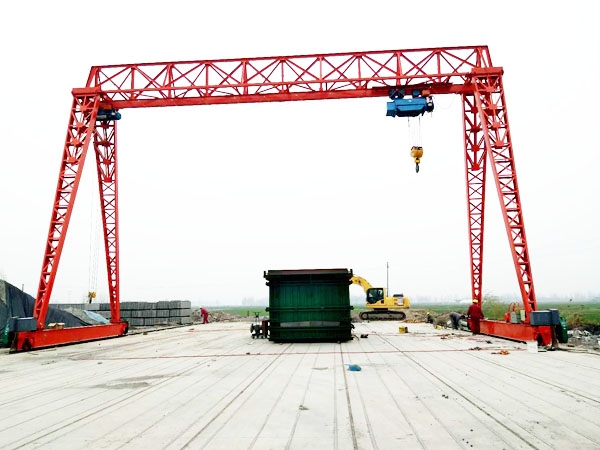 單梁起重機(jī)操作注意事項